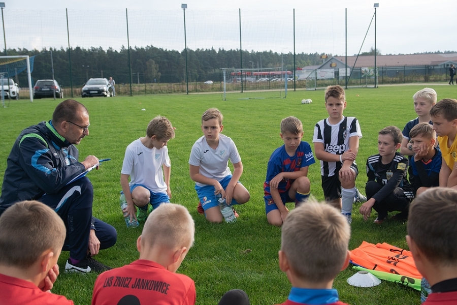 Od 4 maja 2021 roku ruszają treningi Śląskiej Akademii Piłkarskiej